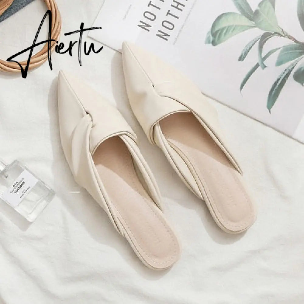 Aiertu nian Summer New Tip Flat Mule Lazy Baotou ban tuo xie Female Outer Wear Wild womens slippers Aiertu