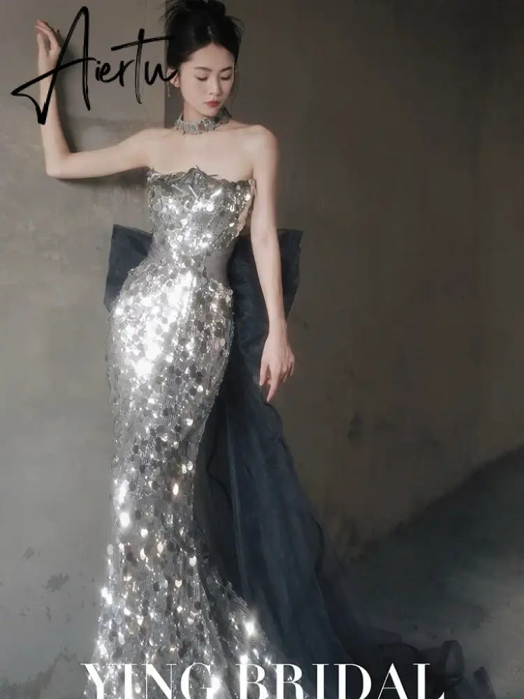 Aiertu Sequins Mermaid Celebrity Dresses Boat Neck Sleeveless Silver Glitter Shiny Luxury Quinceanera Detachable Bow Prom Evening Gowns Aiertu