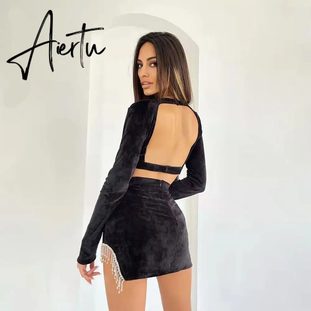 Aiertu Sexy Velvet Open Back Mini Skirt Set Women Solid Long Sleeve Top Rhinestone Tassel Split Skirt Elegant Party Club Wear Aiertu