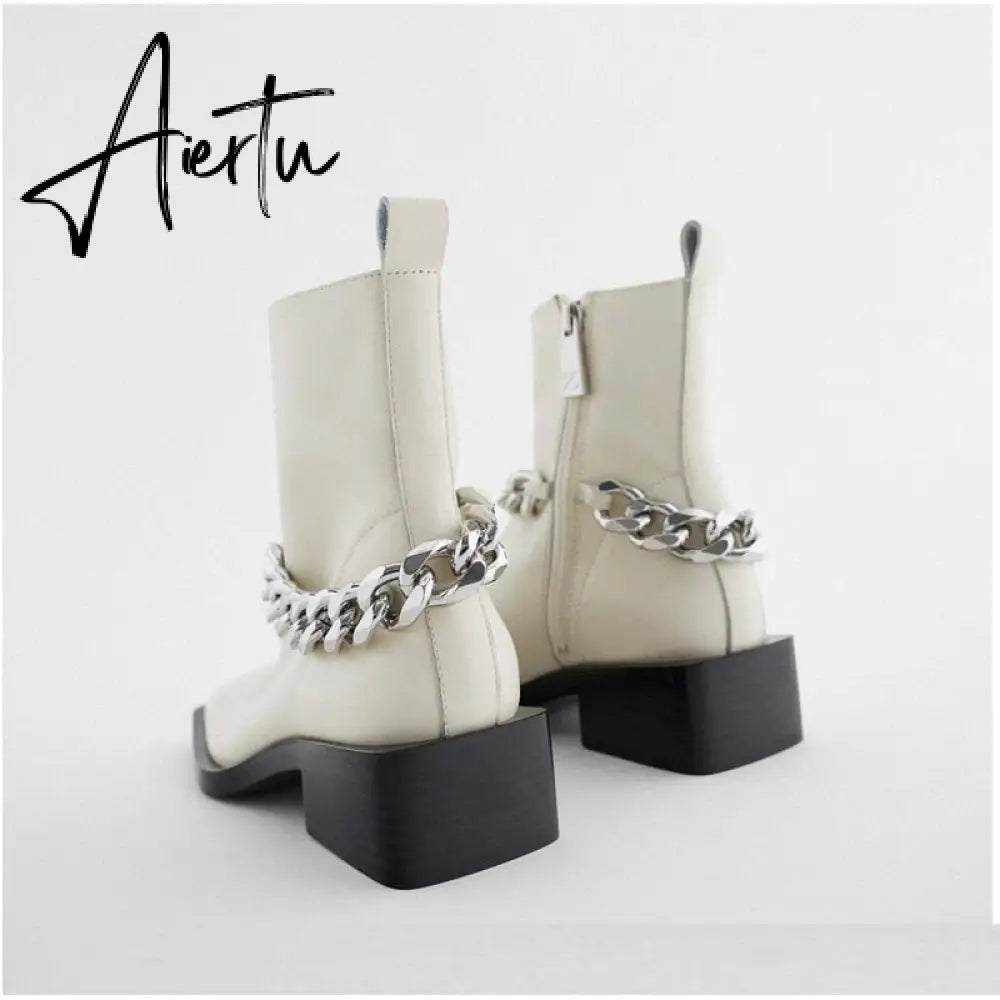 Aiertu Shoes For Women Autumn Winter Fashion Show All-match White/Black Metal Chain Decoration Martin Chelsea Boots Thick-soled Ca Aiertu