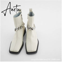 Aiertu Shoes For Women Autumn Winter Fashion Show All-match White/Black Metal Chain Decoration Martin Chelsea Boots Thick-soled Ca Aiertu