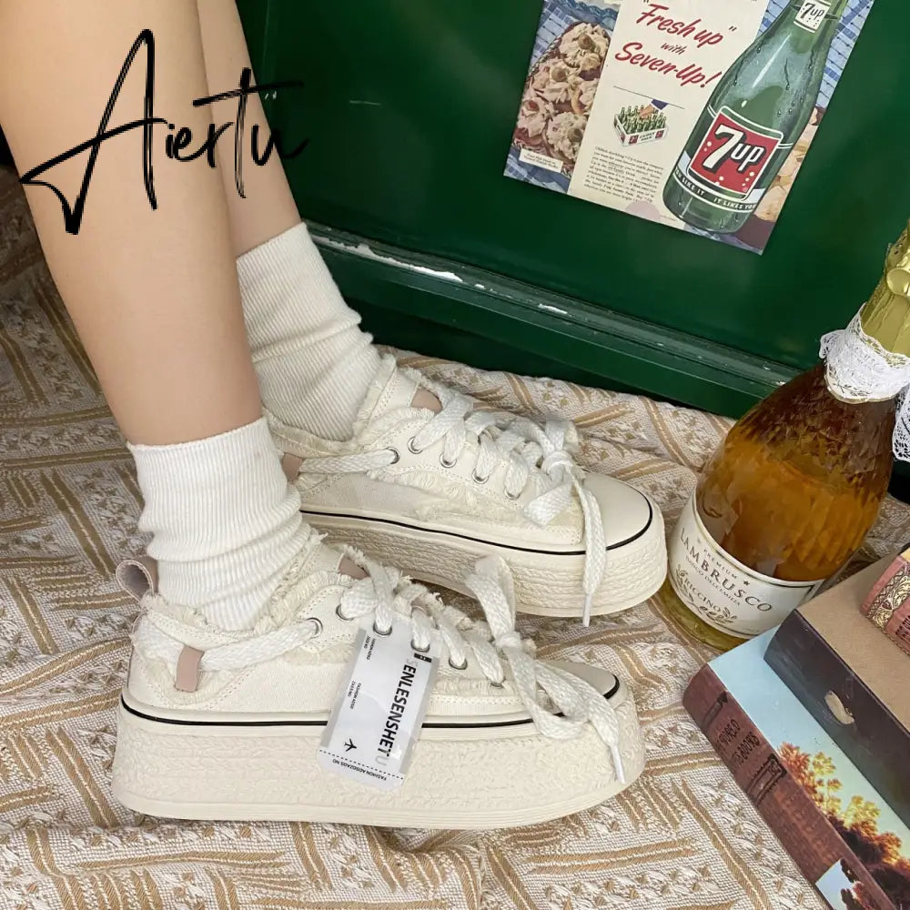 Aiertu  Small Fragrance Canvas Shoes Women Thin Spring New Ins Tide Korean Version Beggar Shoes Small White Shoes Skateboard Shoes Aiertu