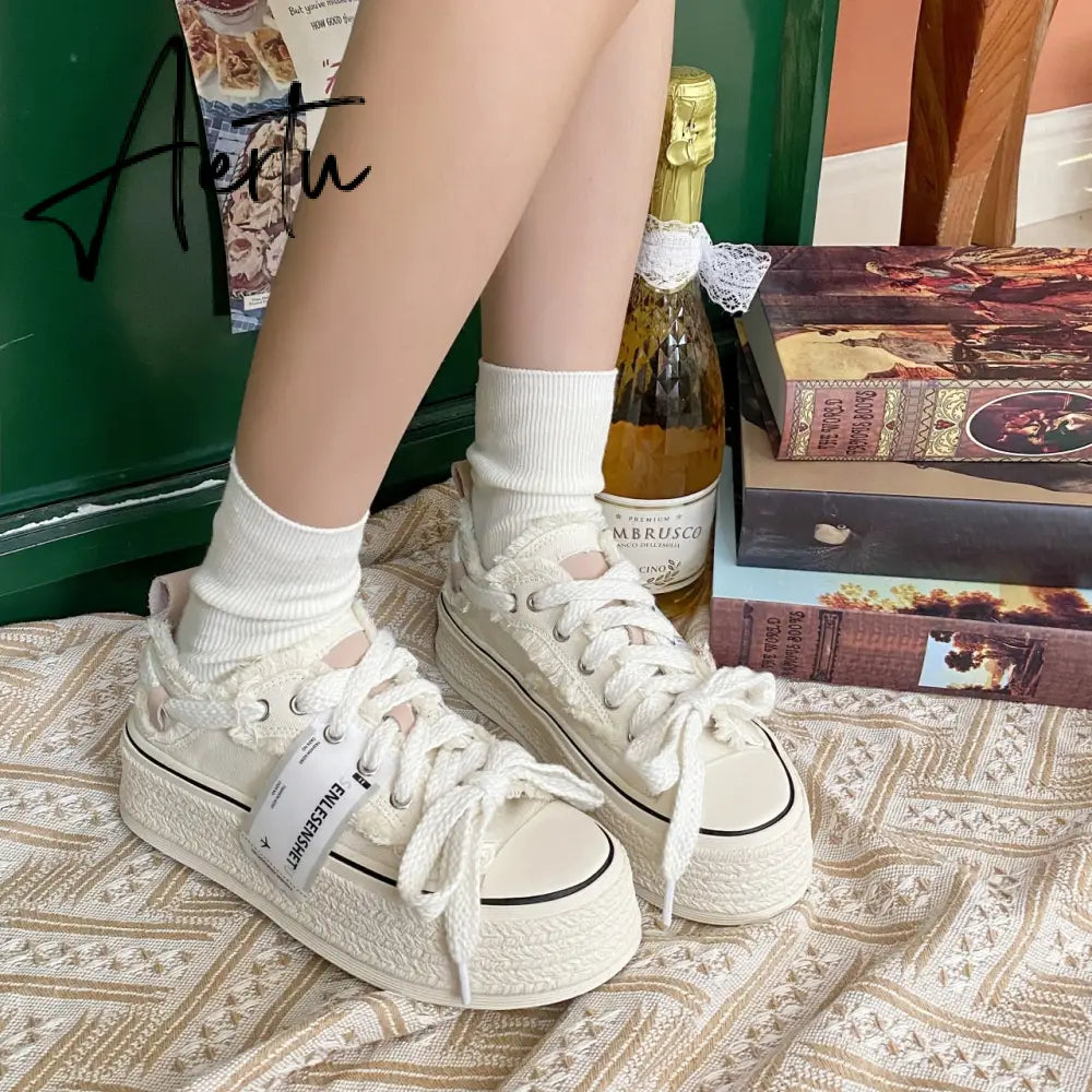 Aiertu  Small Fragrance Canvas Shoes Women Thin Spring New Ins Tide Korean Version Beggar Shoes Small White Shoes Skateboard Shoes Aiertu