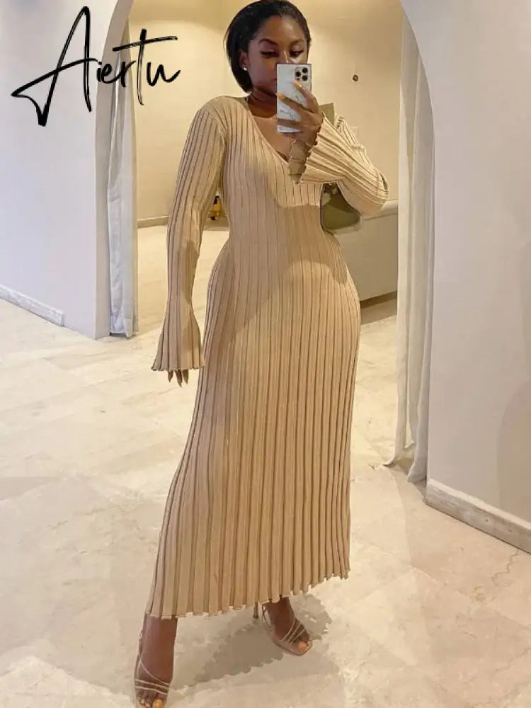 Aiertu Solid Elegant Pleated Knitted Long Dress For Women Autumn Long Sleeve Slim V Neck Midi Dress Female Chic Ribbed Maxi Robe Aiertu