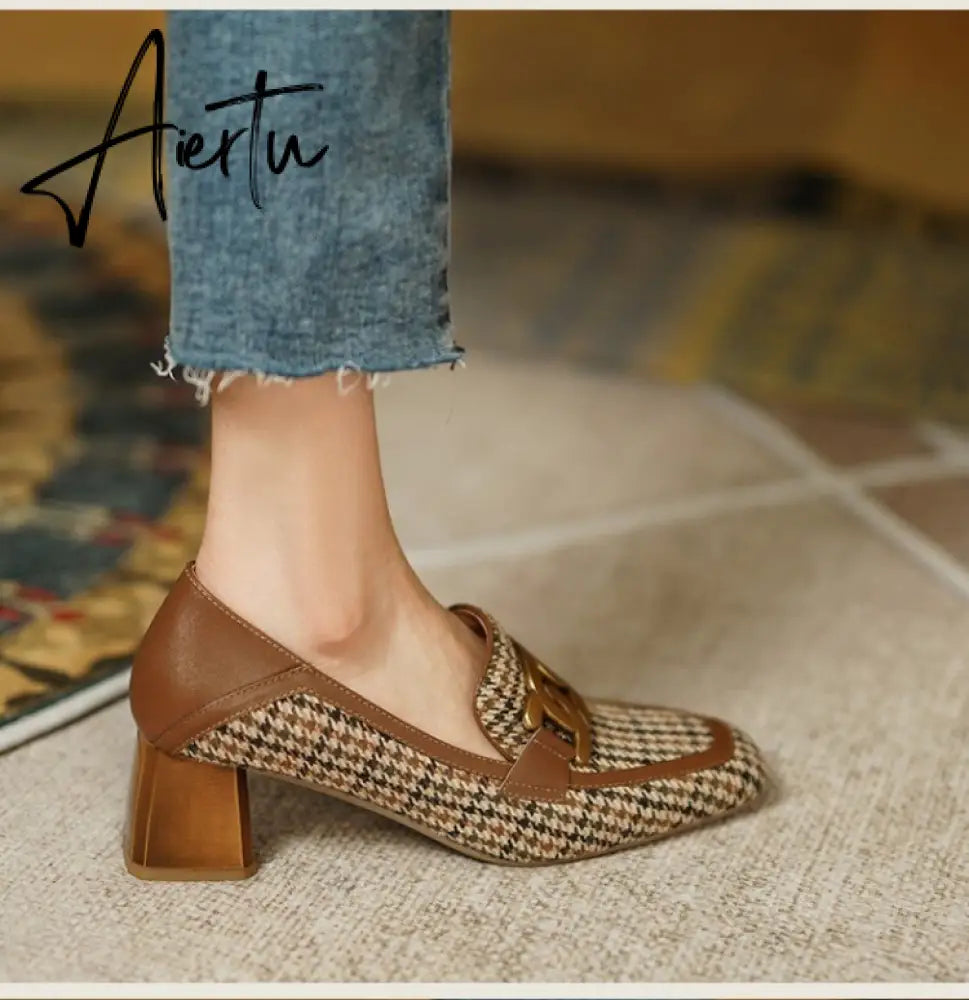Aiertu  Spring/Autumn New Women Party Prom Square Heeled Pumps Basic Concise Pumps Cow Leather Brand Round Toe Loafers Woman Aiertu
