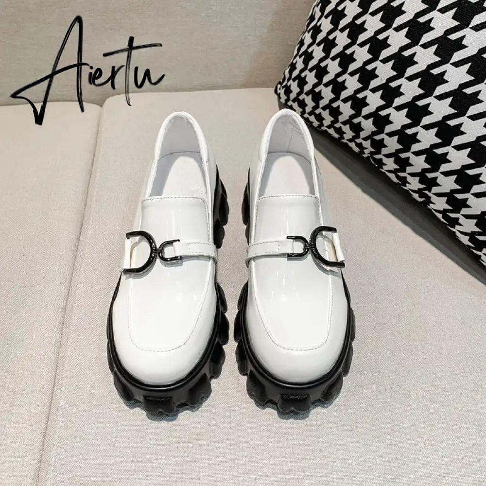 Aiertu Spring New Slip ons Shallow Shoes Women Metal Chain Buckle Platform Chunky Heels Casual Shoes Loafers 33-46 sapato feminino Aiertu