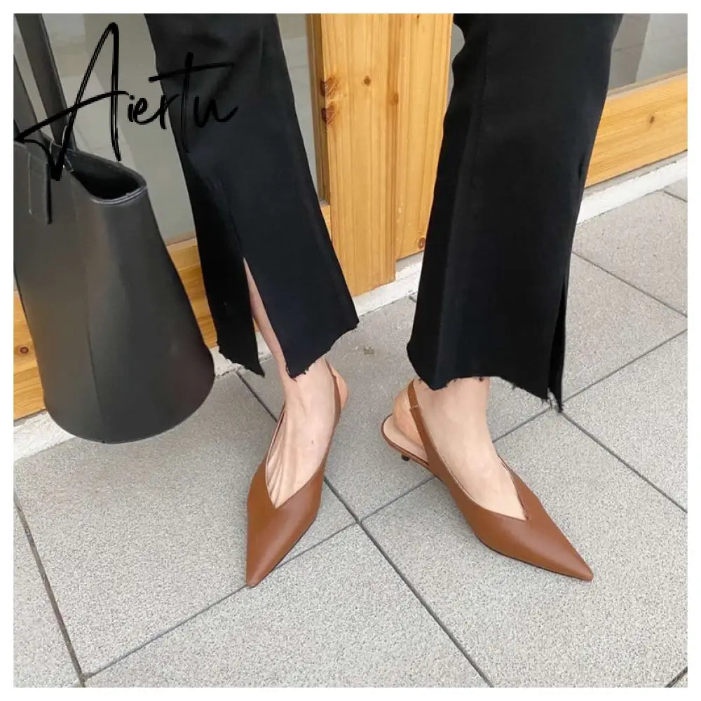 Aiertu Spring Slingback Sandals Low Heel Pumps Shoes Women Elegant Kitten Heel Mules Pointed Toe Wedding Party Shoes zapatos mujer Aiertu