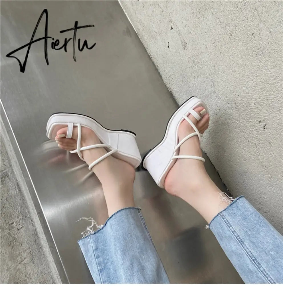 Aiertu Summer New Fashion Women Wedges Slippers Sexy Flip Flop Sandals High Quality Ladies Outdoor Platform Slides Aiertu