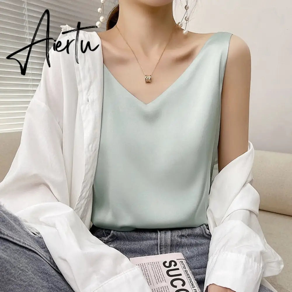 Aiertu Summer Shiny Satin Silk Tshirt Women Harajuku T Shirt Women Sleeveless Fashion T-shirt Woman Tee Tops Casual Female Luxury Sexy Aiertu