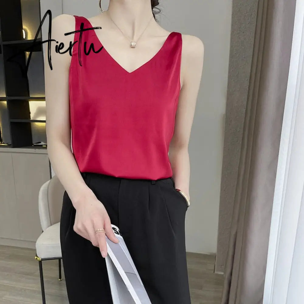 Aiertu Summer Shiny Satin Silk Tshirt Women Harajuku T Shirt Women Sleeveless Fashion T-shirt Woman Tee Tops Casual Female Luxury Sexy Aiertu