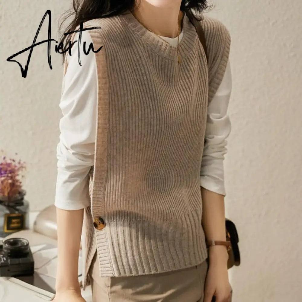 Aiertu Sweater Vest Women O-neck Solid Autumn Fashionable Button Chic Design Female Leisure Knitwear Preppy Style New Arrival Soft Cozy Aiertu