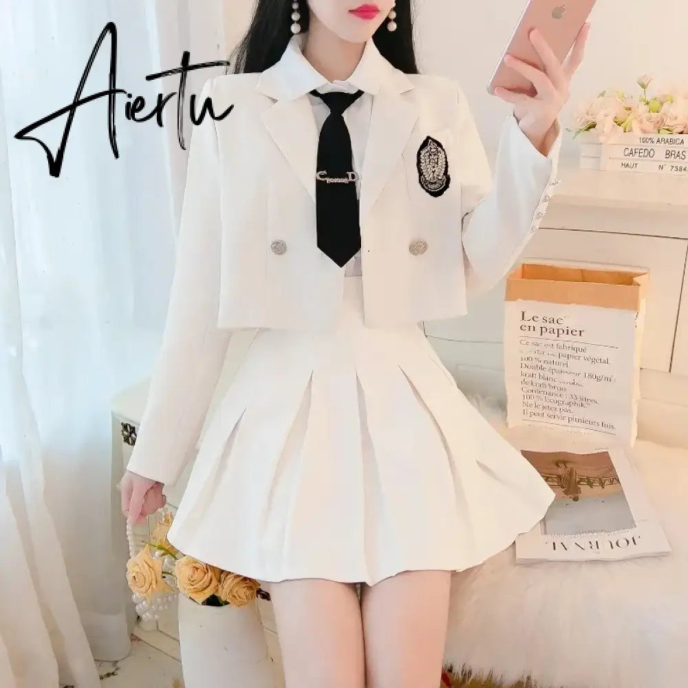 Aiertu Two Piece Set for Women Autumn Long Sleeve Suit Jacket Pleated Skirt Elegant Sets To Dress New Two Piece Temperament Korean New Aiertu