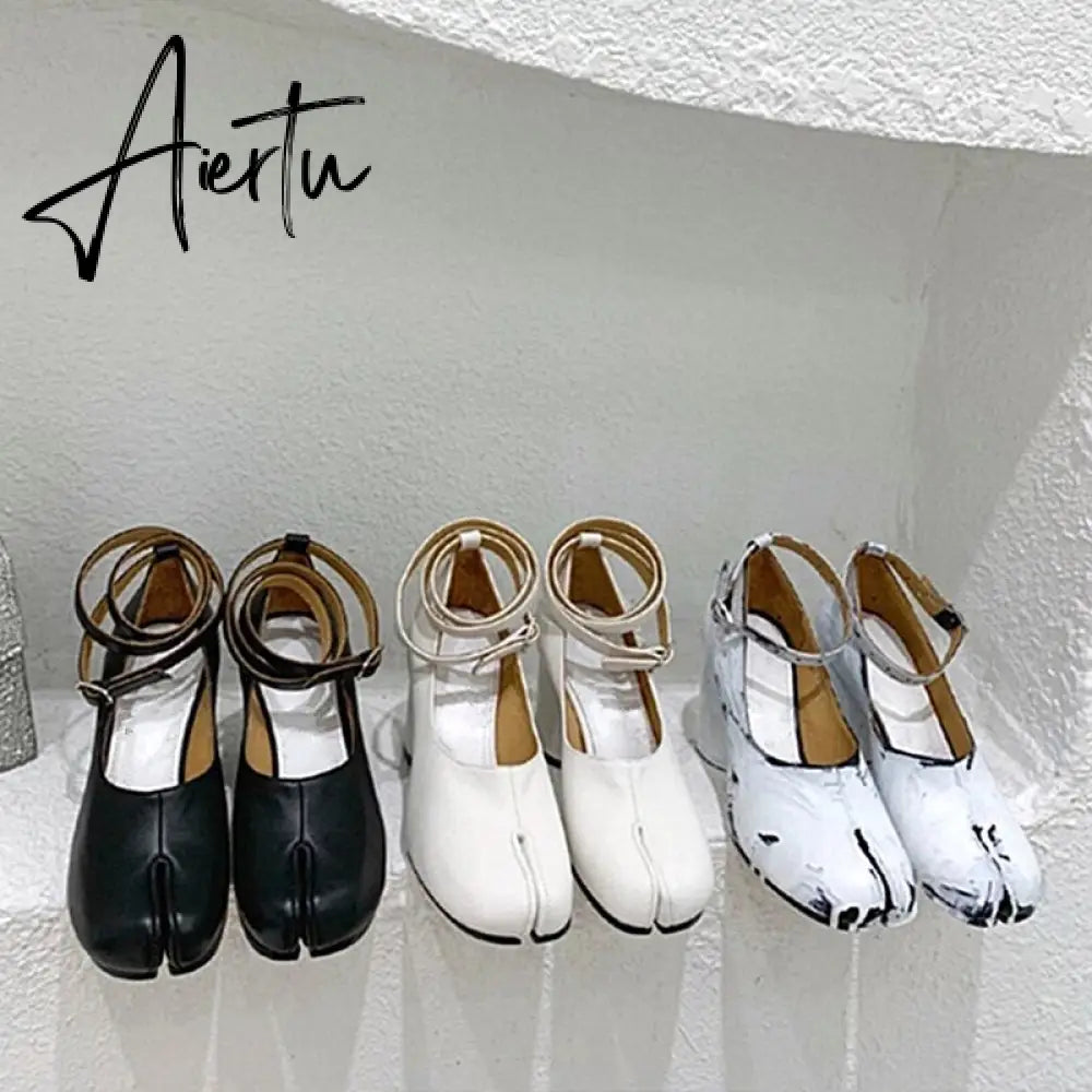 Aiertu Vintage Spring Fashion Slipt Toe Women Pumps Chunky Round Strap Buckle High Heels Red Leather Brand Design Shoes Women Aiertu