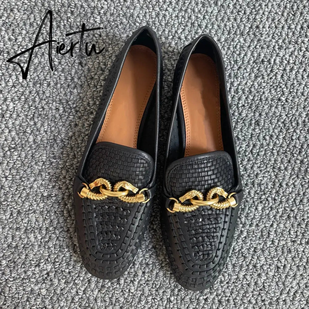 Aiertu Weaves Shoes Women Spring Autumn Genuine Leather Loafers Hollow Flats Metal Decoration Designer Shoes Slip-on Zapatillas Mujer Aiertu