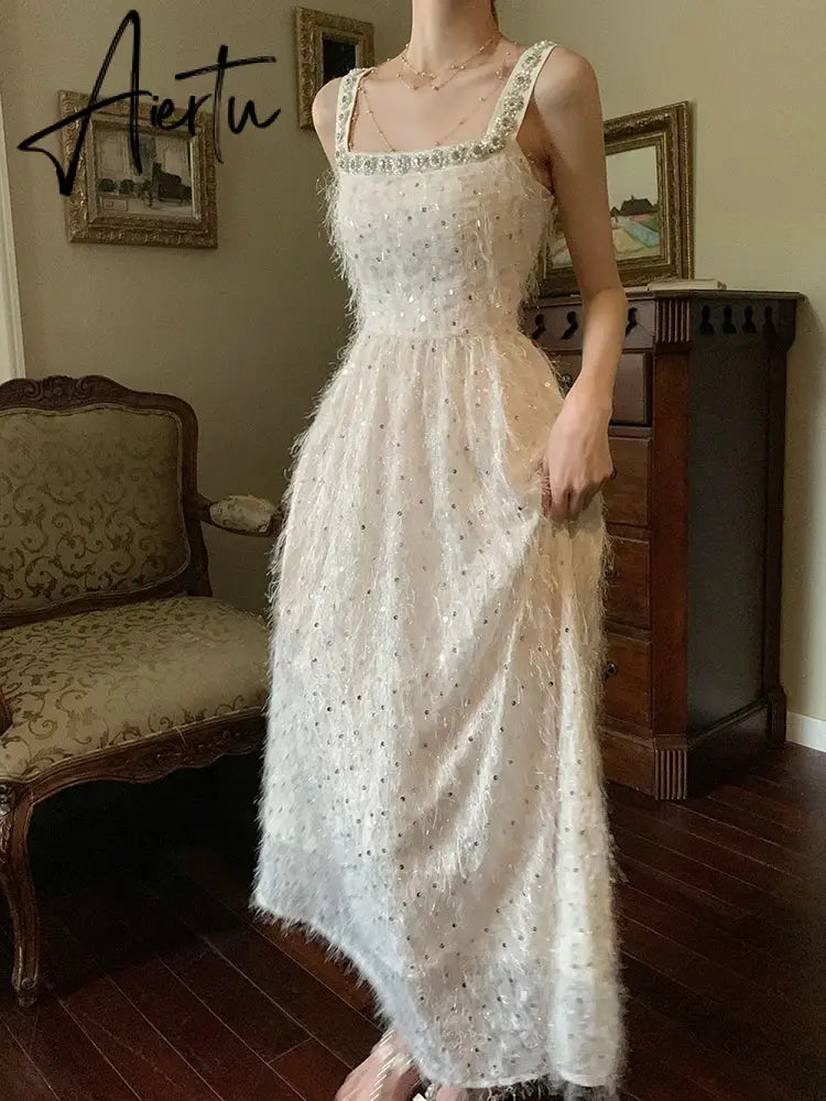 Aiertu White Feather Mini Dress Women New Elegant Sequin Embroidery Dress Women High Waist Runway Design Clothing Aiertu