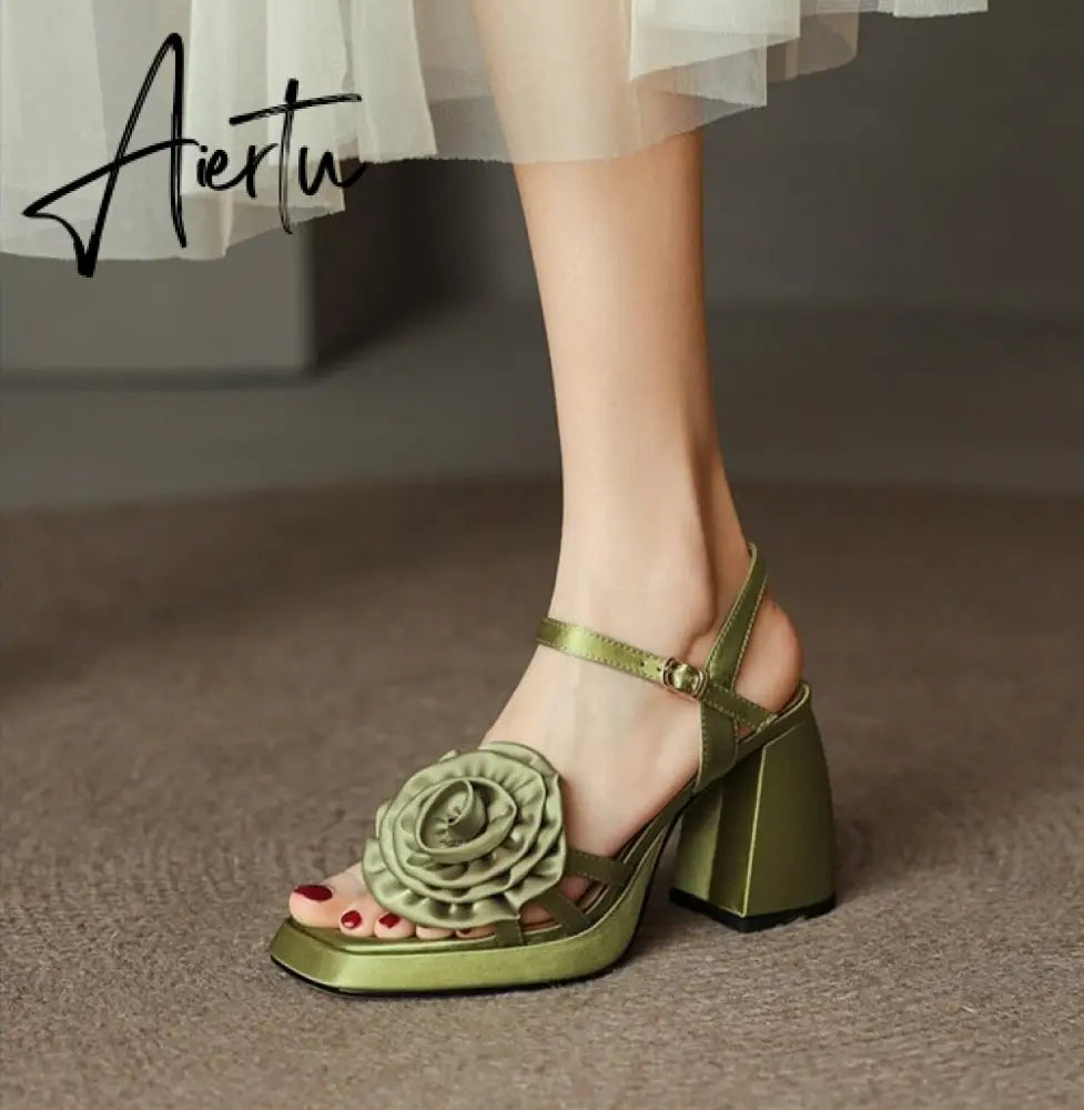 Aiertu Woman Shoes New Summer Fashion Chunky High Heels Platform Black Green Sweet Flower Dress Party Female Sandals Aiertu