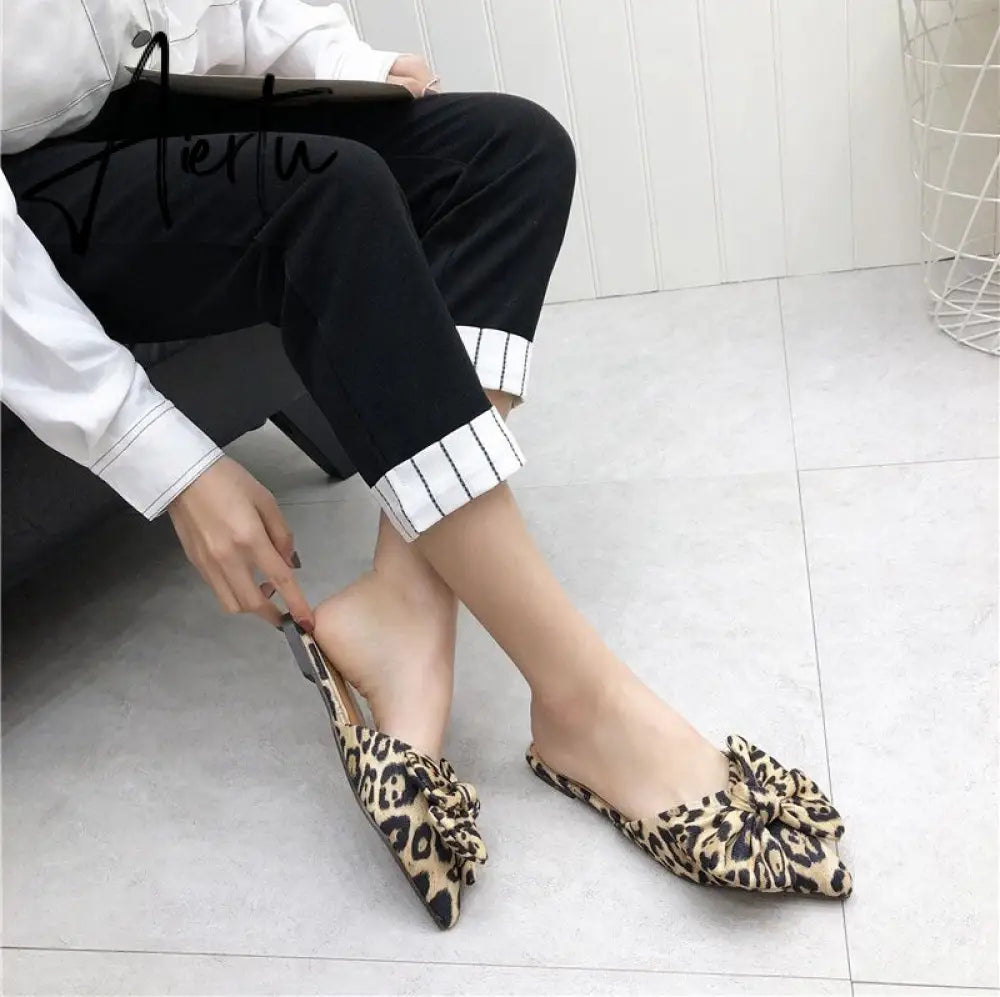 Aiertu Women Slippers Pointed Toe Leopard Bow Mules Shoes Slip On Fashion Outside Shallow Beach Shoes Slides Flats Heeled Size 35-40 Aiertu
