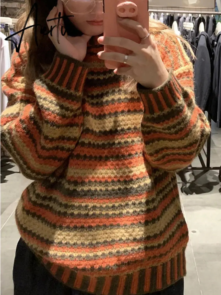 Aiertu Women's Round Neck Retro Long-Sleeved Sweater Student Tide Wear Knitted Top Korean Autumn Winter Warm Striped Pullovers ML144 Aiertu