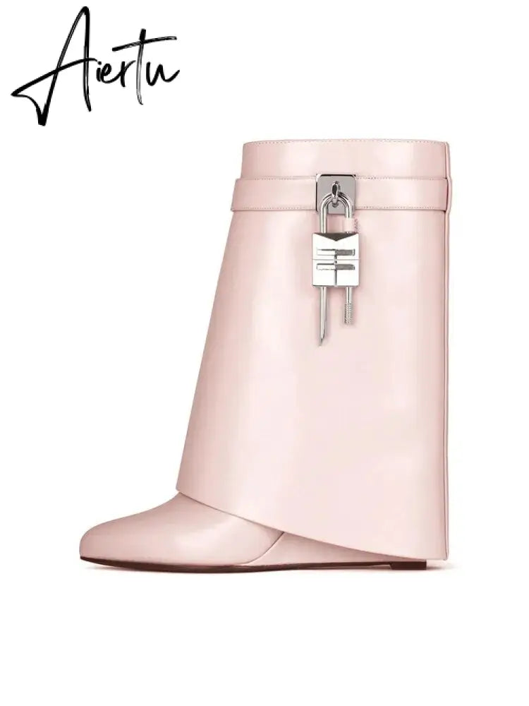 Autumn/Winter New Fashion Large Lock Waist Skirt Boots High Heel Leather Thick Bottom Side Zipper Women's Short Boots Aiertu