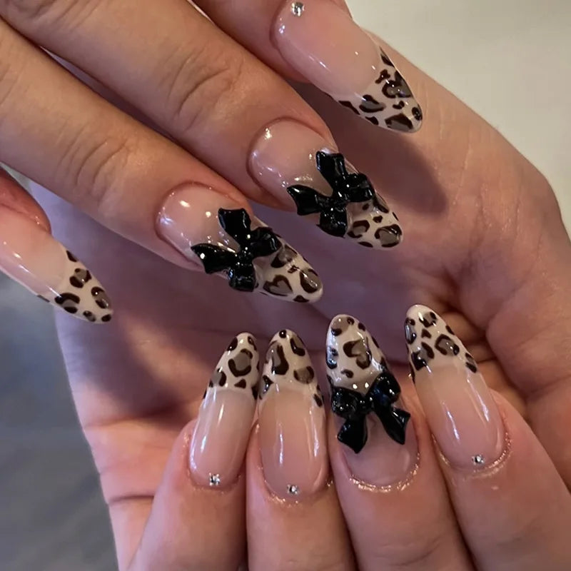 Aiertu Pink French Style Fake Nails 3D Bowknot Designs Short Square Press on Nails Sweet Korean Fashion False Nails for Women and Girls Aiertu