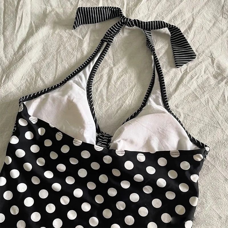 Aiertu  -  Aesthetic Crop Top 2000s Women T shirt Kawaii Harajuku Slim Caims Sling Punk Streetwear Polka Dot Vintage Graphic Tank Tops Y2k Aiertu