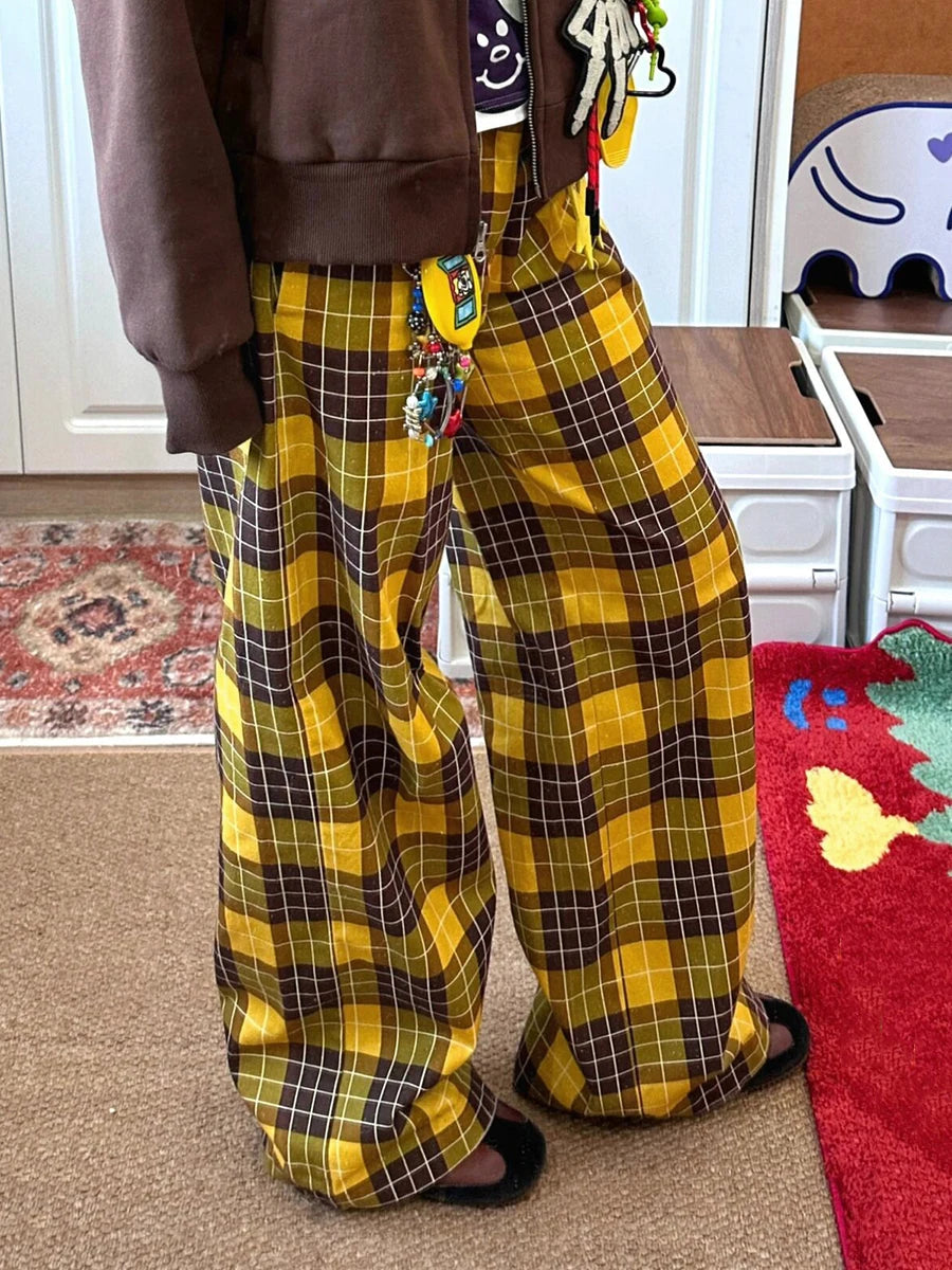 Aiertu  -  Retro Checkered Wide Leg Pants for Women Yellow Color Block Pockets High Waist Straight Wide Leg Sweatpants Daily Wear Aiertu