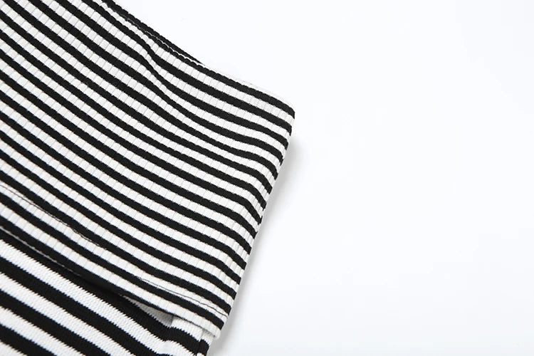 Aiertu  Thin Stripe Print Women 2 Piece Set Y2K Summer Vacation Halter Bandage Bra Tops+Shorts Matching Beach Party Clubwear Aiertu