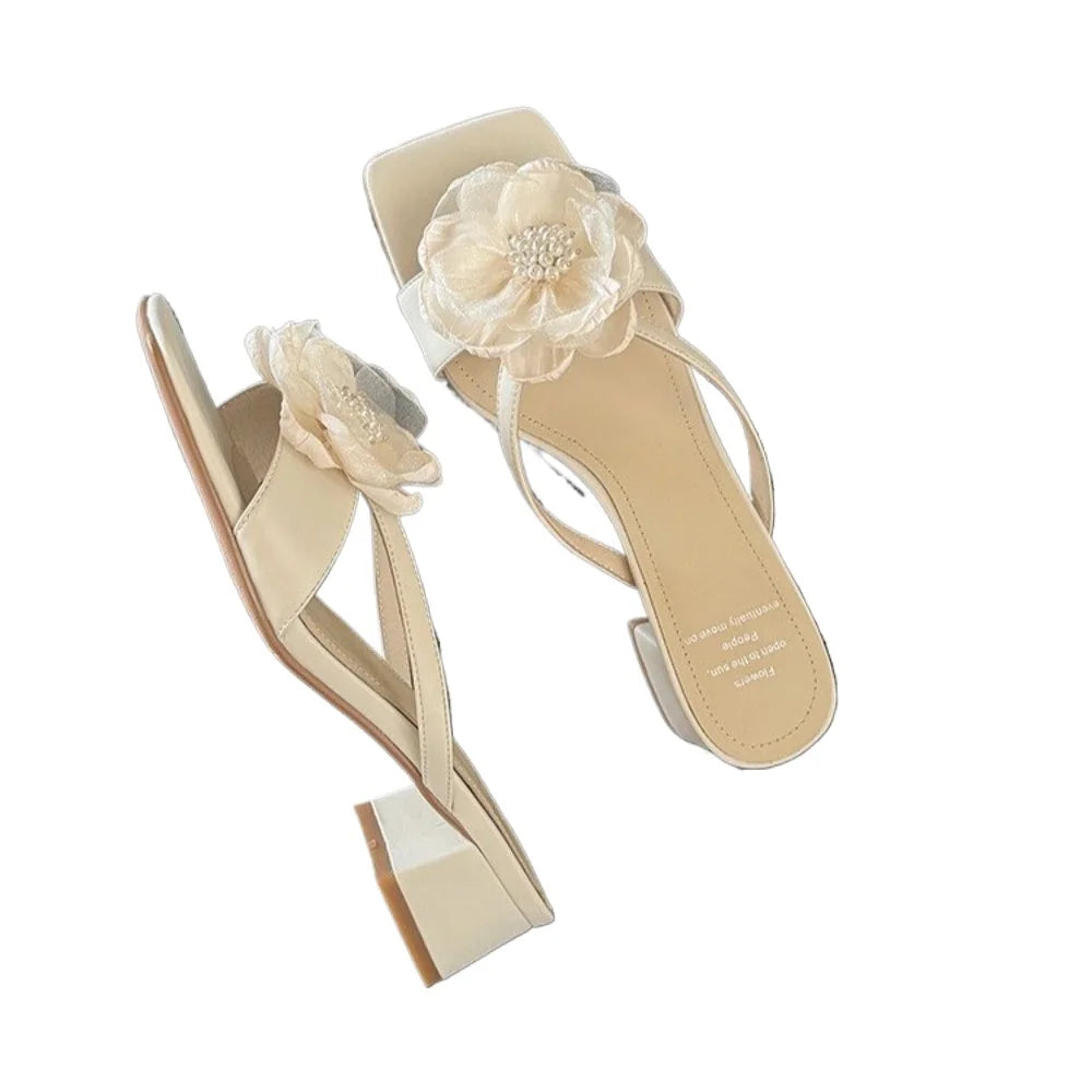 Aiertu  -  New Summer French Square Head Thick with Pearl Flower Flip-flops Women Wear Open-toed Flip-flops with Mid-heels Aiertu