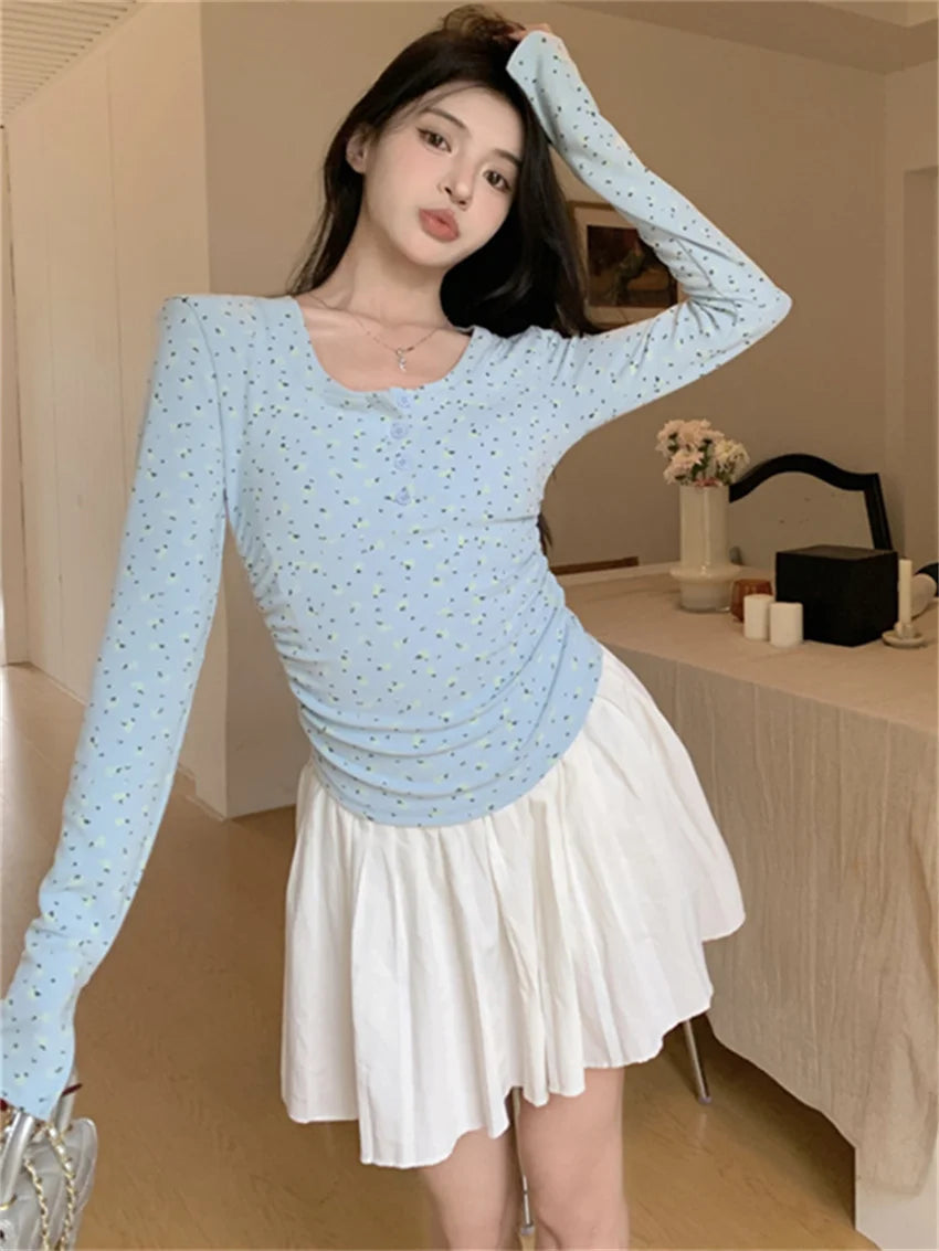 Aiertu  -  Slim-Fit T-Shirts Women Printed Florals Chic Sweet Spring Full Sleeve 2026 Sweet Loose Office Lady Casual New Tees Aiertu