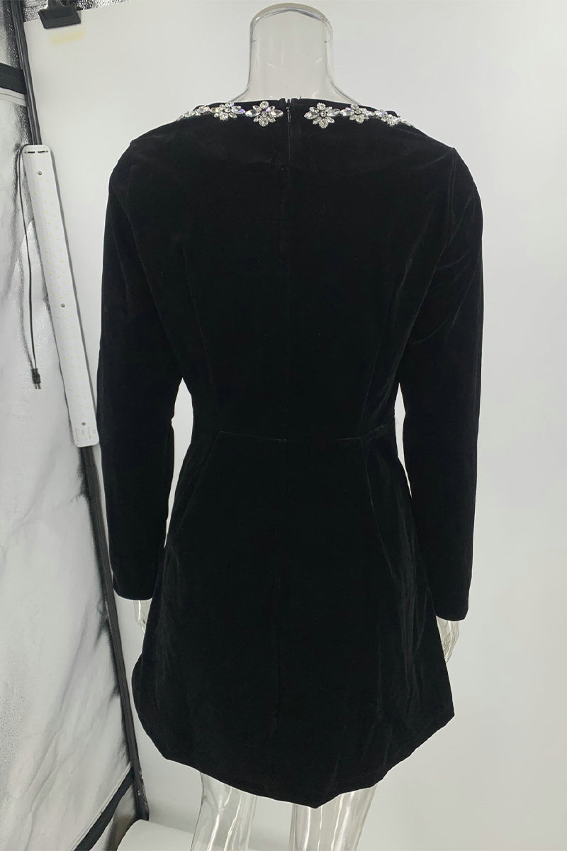 Aiertu  -  Elegant Pocket Rhinestone Decor Square Neck A Line Dresses Aiertu