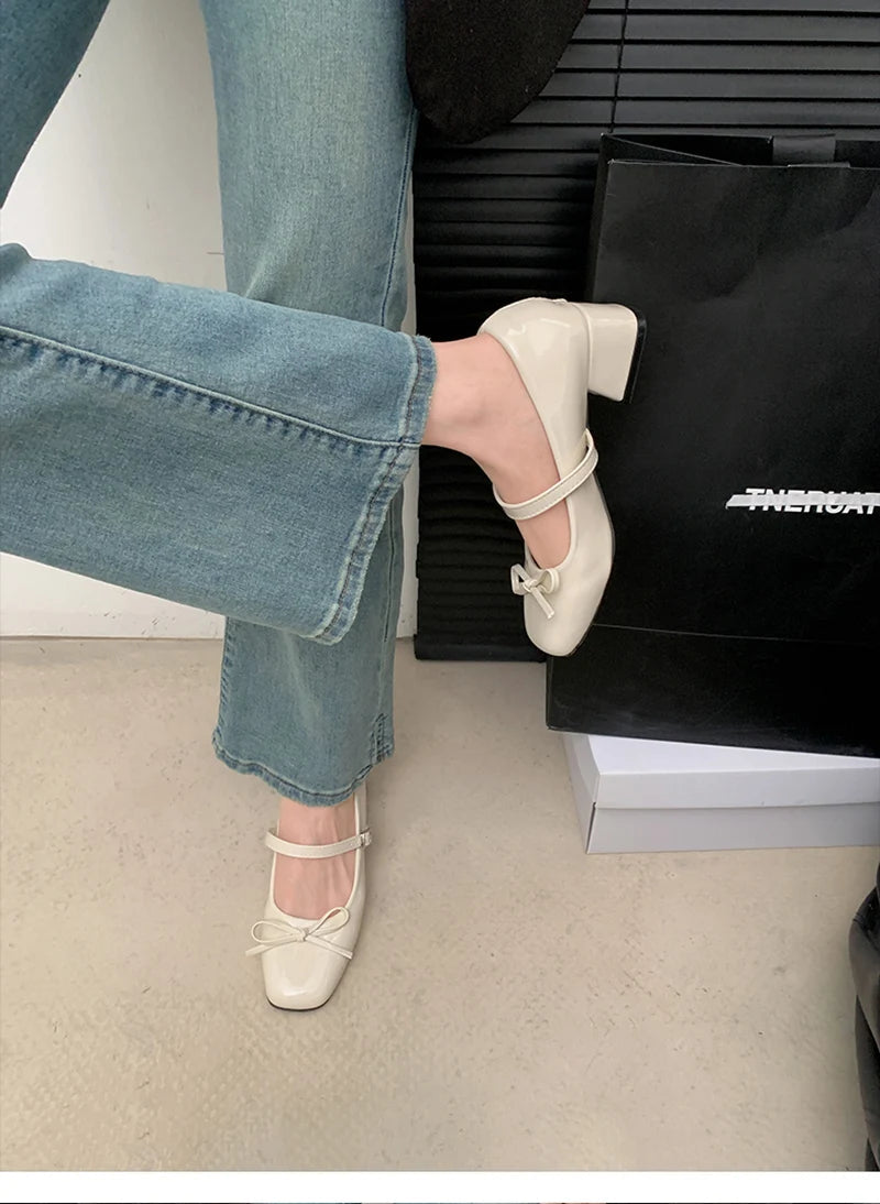 Aiertu  -  Patent Leather Women Mary Jane Shoes Fashion Shallow Butterfly-knot Shoes Spring Autumn Wedding Party Shoes Aiertu