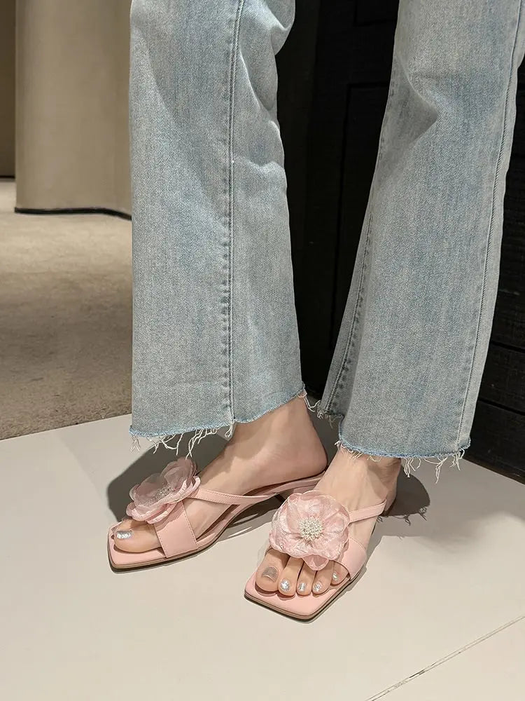 Aiertu  -  New Summer French Square Head Thick with Pearl Flower Flip-flops Women Wear Open-toed Flip-flops with Mid-heels Aiertu