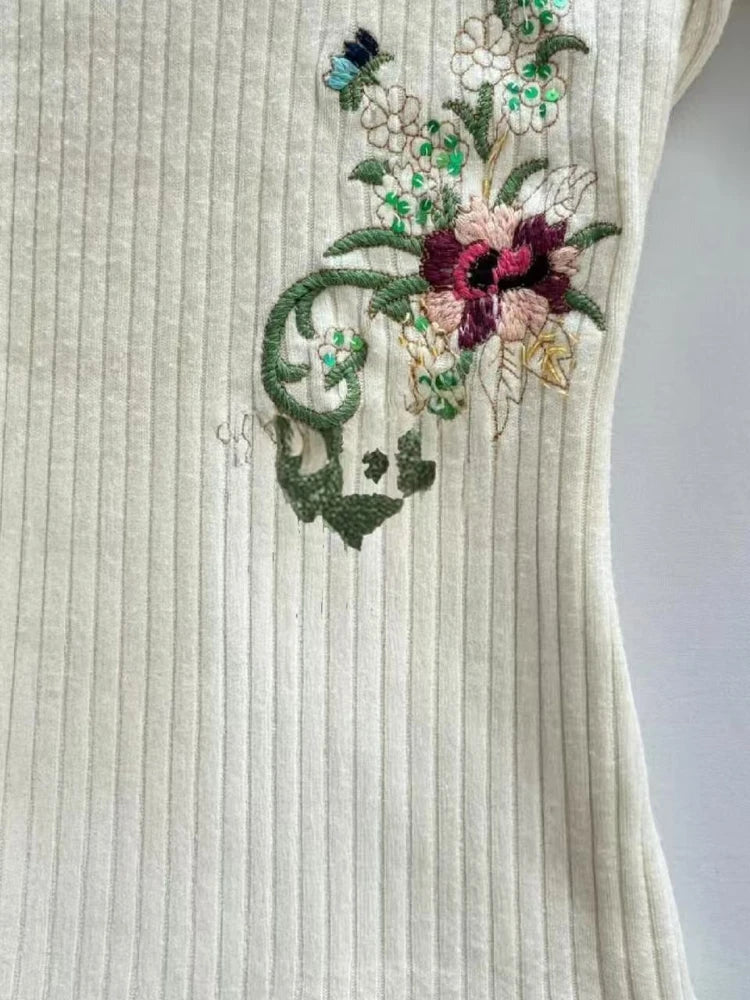 Aiertu  -  Sweet Knitted Harajuku Flower Embroidery T-shirts Vintage Bodycon Grunge Fairy Tops Women 2025 Summer Y2k Aesthetic Apricot Tees Aiertu