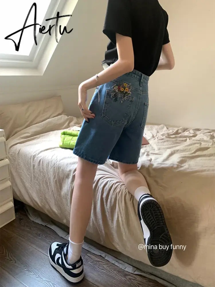 Blue Woman's Jean Shorts High Waist Summer Wide Leg Pants Baggy Chic Design Streetwear Embroidery Fashion Straight Denim Shorts Aiertu