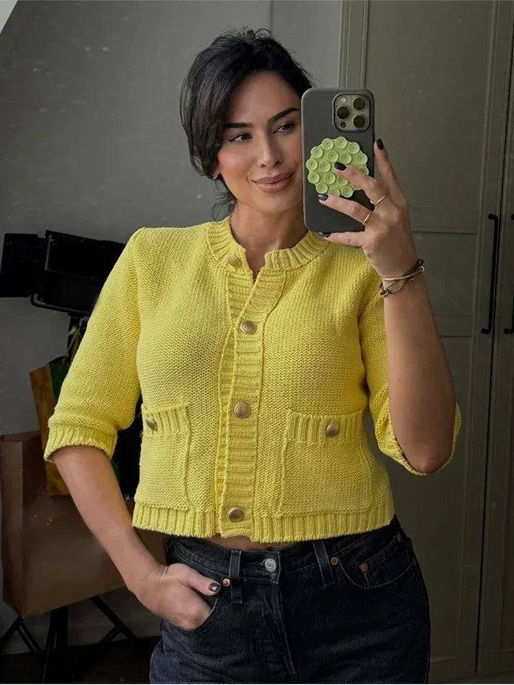 Aiertu  -  Fashion Yellow Single-breasted Round Neck Knitted Cardigan Women Chic Long Sleeve Pockets Sweater 2026 Autumn Street Knitwear Aiertu
