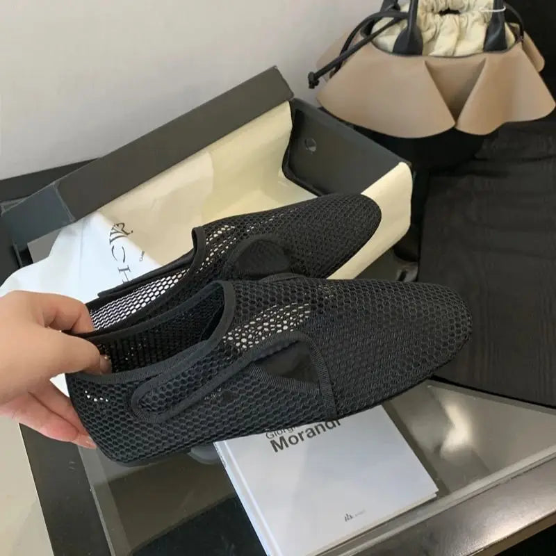 Aiertu    -  Red Ballet Flats Women Low Heel Pumps Summer Mesh Mary Jane Shoes Comfort Flat Shoes Black Round Toe Ladies Beach Aiertu
