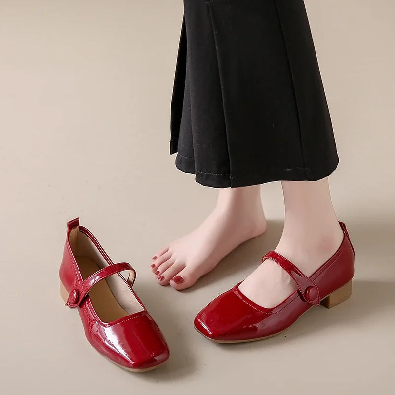 Aiertu  -  Spring and summer new low heel comfortable women's shoes square head fashion sexy casual solid color single shoes women Aiertu