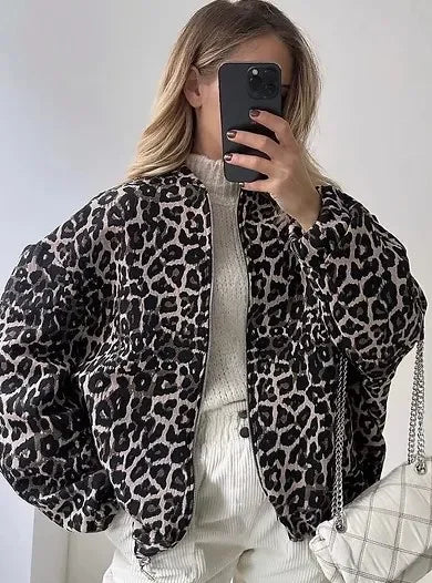 Aiertu  -  Chic Leopard Printed Pattern Lamb Wool Coat 2026 Autumn Winter Fashion Warm Outerwear Female New O Neck Zipper Loose Jackets Aiertu