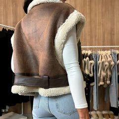 Aiertu  -  Women's Winter Faux Suede Vest Sleeveless Zipper-Up Fleece Sherpa Lined Jacket Fashion Casual Outerwear Coat Aiertu