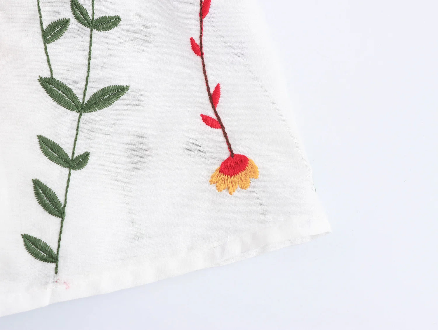 Aiertu  -  Autumn New Women's Clothing European And American Style Fashionable Simple Waist Cinching Flower Embroidery Suspender Dress Aiertu