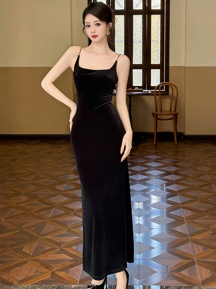 Aiertu prom dresses 2025 Elegant Annual Meeting Long Dress Women French Wine Red Black Velvet Strap Backless Slit Maxi Robe Femme Bottom Party Vestidos Aiertu