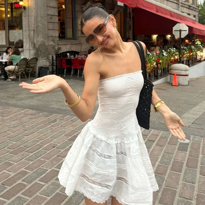 Aiertu  -  Fashion White Strapless Mini Dress For Women Slim Sleeveless Sexy Club Party Dress Sweet Ruched A-line Dress Female New Aiertu
