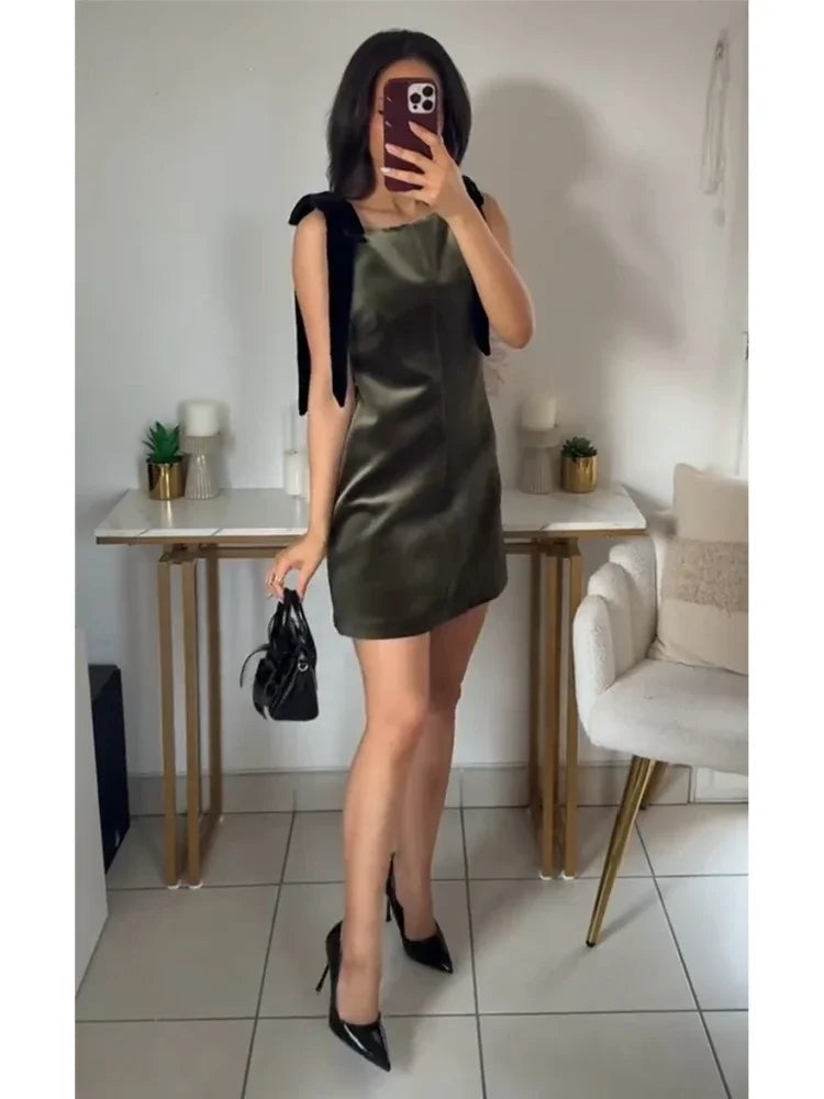 Aiertu  -  Black Elegant Velvet Bow Strap Mini Dress for Women Chic Square Collar Slip Vintage Dress Female Club Party Dress Evening Gown Aiertu