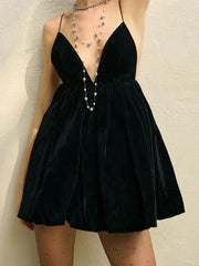 Aiertu  -  Elegant Velvet Backless Women Dresses Pleated Solid Sling Female Dress 2024 Winter Christmas Sleeveless A-line Evening Lady Robe Aiertu