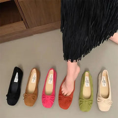Aiertu  -    Fashion Elegant Velvet Ballerina Shoes Woman Design Shoes Velour Ballet Flats Ladies Retro Round Toe Bowknot Shallow Loafers Aiertu