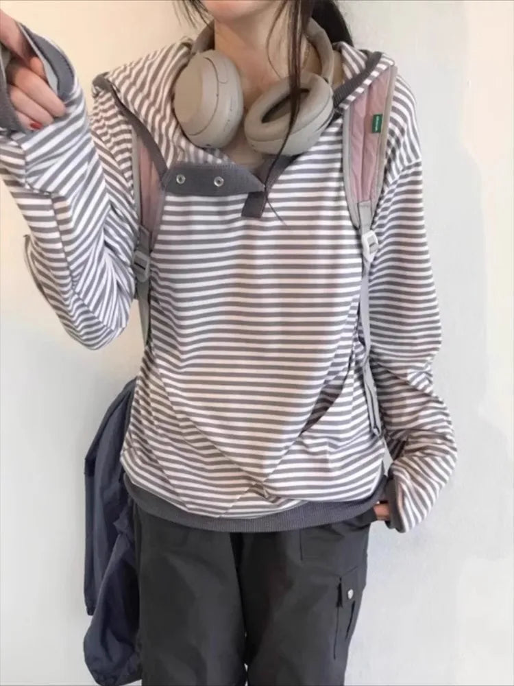 Aiertu  -  Korean Y2k Aesthetics Vintage Stripe Single Breasted Tshirts Women Harajuku Hooded T-shirt Streetwear Grunge Casual Loose Tees Aiertu
