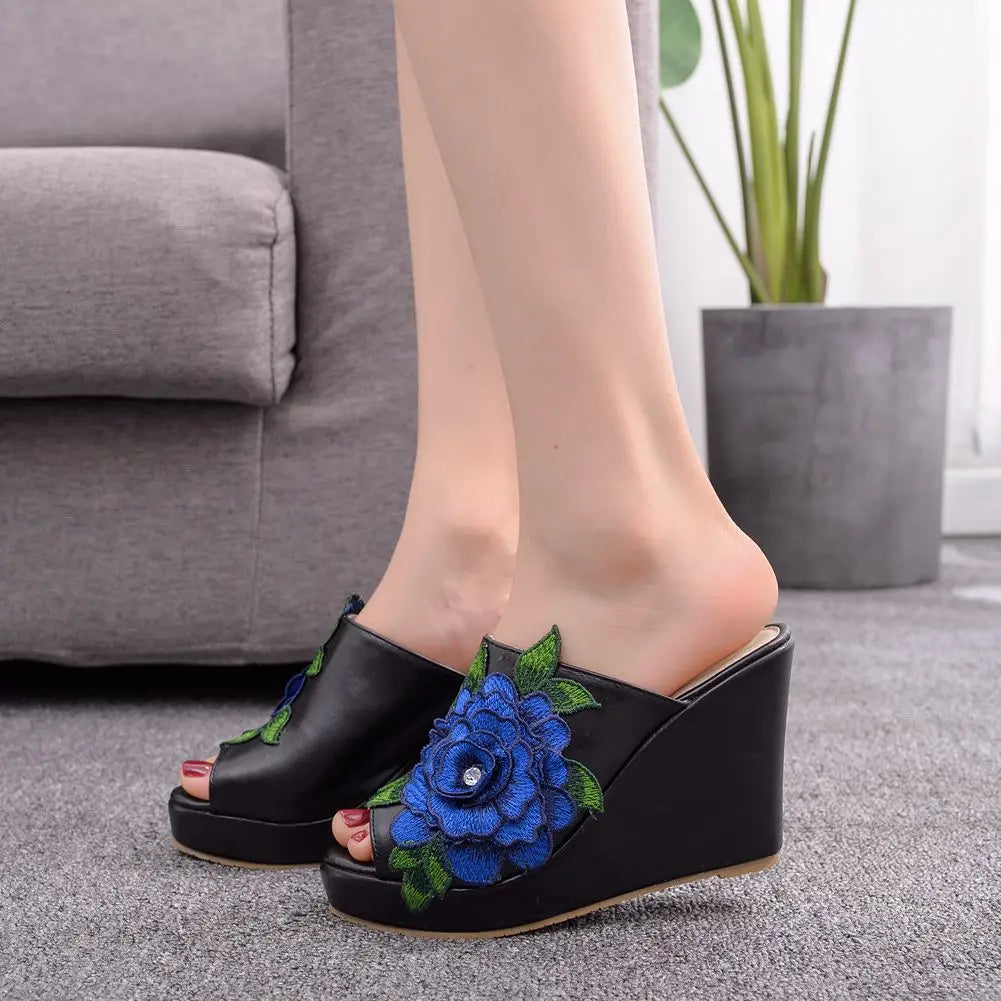 Aiertu  -  Queen Black White Peep Toe Platform Wedges Sandals Wedges High Heels Slippers Beach Sandals For Women Lace Flower Aiertu