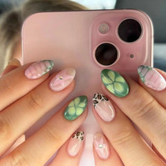 Aiertu  -  24PCS Blue Checkered Stripes Patterns False Nails Summer Simple Flower Short Round Press on Nails Detachable Nail Tips with Glue Aiertu
