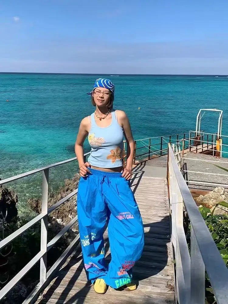 Aiertu  -  Summer new dopamine letter design sports wide-leg paratrooper pants American retro beach mopping trousers Aiertu