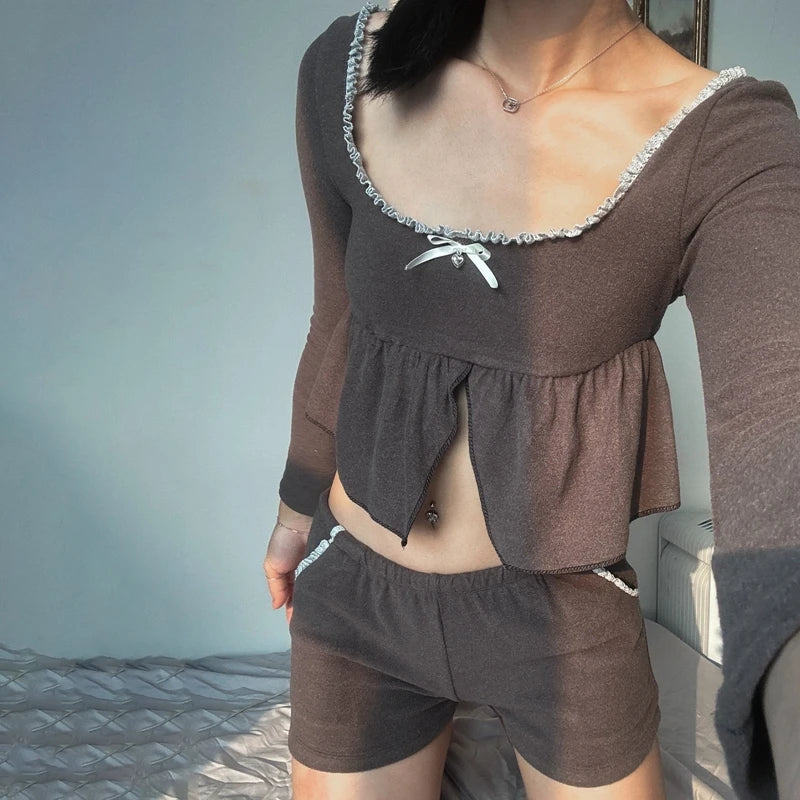 Aiertu  Aesthetic Outfits Women Lace Trim Sqaure Neck Babydoll Crop Tops Elastic Waist Shorts Cottage 2 Pieces Set 90s Vintage T-shirt Aiertu